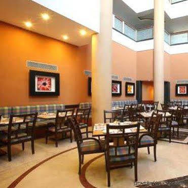 Katriya De Royal Hyderabad Exterior foto